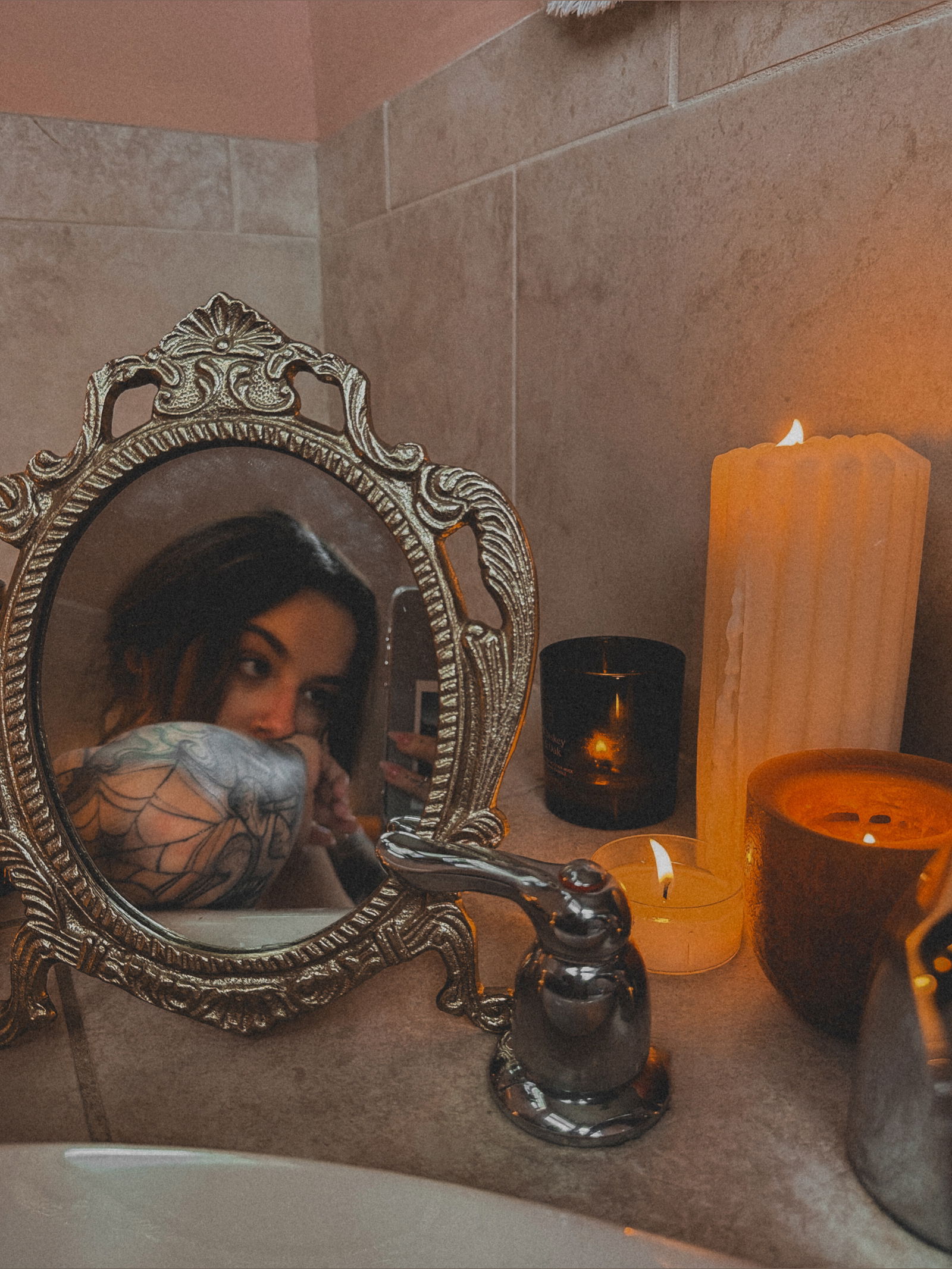 𝔤𝔞𝔟𝔰 ♡ photo