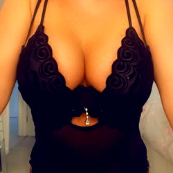 Beautiful lingerie model Danielle 💋