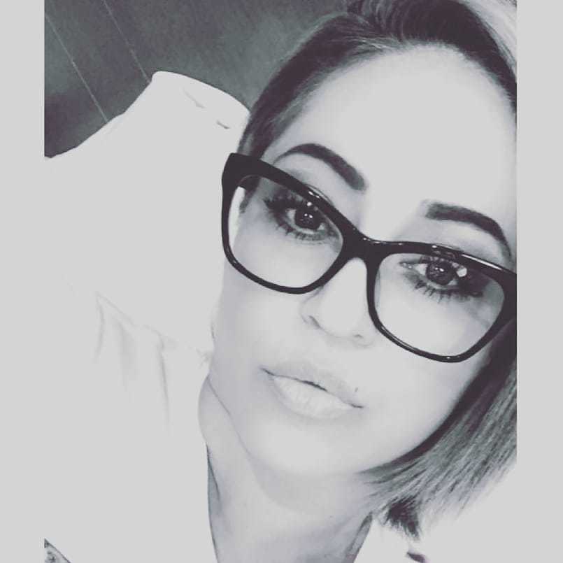 Simply me Becky V photo