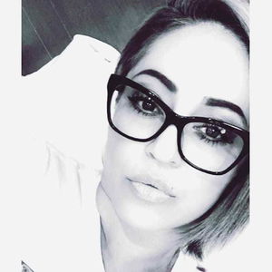 Simply me Becky V photo