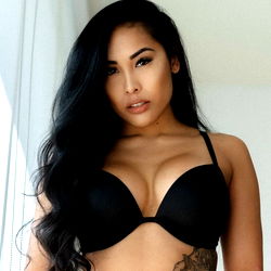 MaryB, OnlyFans Model in Black Lace Bra and Underwear