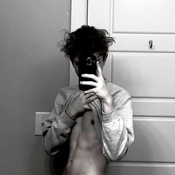 Ryye's OnlyFans Shoot