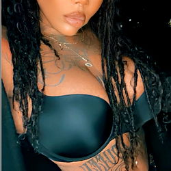 OnlyFans Model Aigner Brizelle Posing in Lingerie