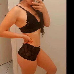 Joice Carolina Fermino photo