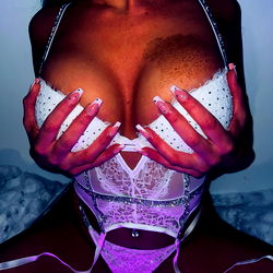 Sandra's OnlyFans Stripper Outfit Photoshoot