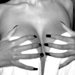 OnlyFans Model Afrodita Showcasing Confidence