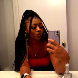Amari La'shay, Atlanta-Based OnlyFans Model in Bathroom Mirror Selfie