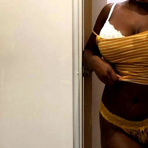 Flower girl ๐น photo