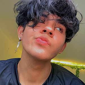 Andres Vasquez photo