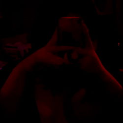 Model Photo in Strong Format JSON