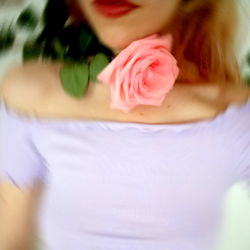 Vintage Floral Rose Photoshoot with Onlyfans Model Purr