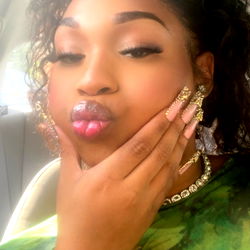 Amourlynn Givenchii photo