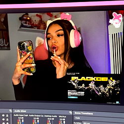 OnlyFans Model 'Babydey' Engages With Fans on Live Stream