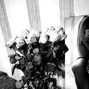 Your bitches๐ photo