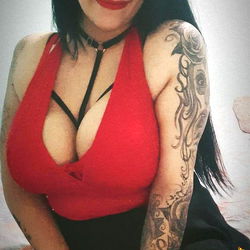 Candid and Beautiful Photoshoot