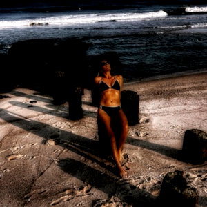 UrNewestAddiction photo
