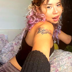 Petal, a UK OnlyFans Model