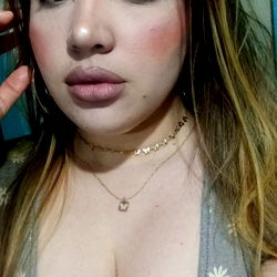 Maria Alejandra: A Beautiful Woman with a Smile