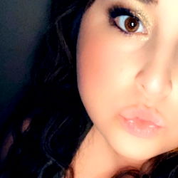 Beautiful Brunette Model in New York