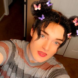 Bailee Ray - OnlyFans Model