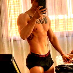 Tinchota Model Sharing a Moment