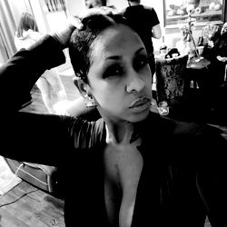 Jewella Dville, Onlyfans Model Posing for Social Media