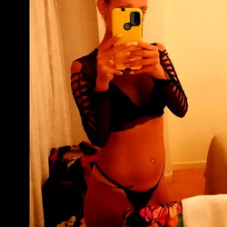 Argentine Model Antoinette: Stunning Beauty, Fashionista and Entrepreneur