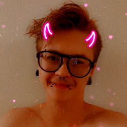 Model Cedar: A 20-year-old with devilish eyes and glasses,