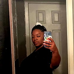 Goldie - Your Foot Fetish Paradise on OnlyFans