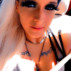 AdrianInWonderland - South Carolina Model