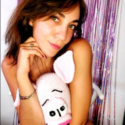 Athina 👑: OnlyFans Model, Video Call