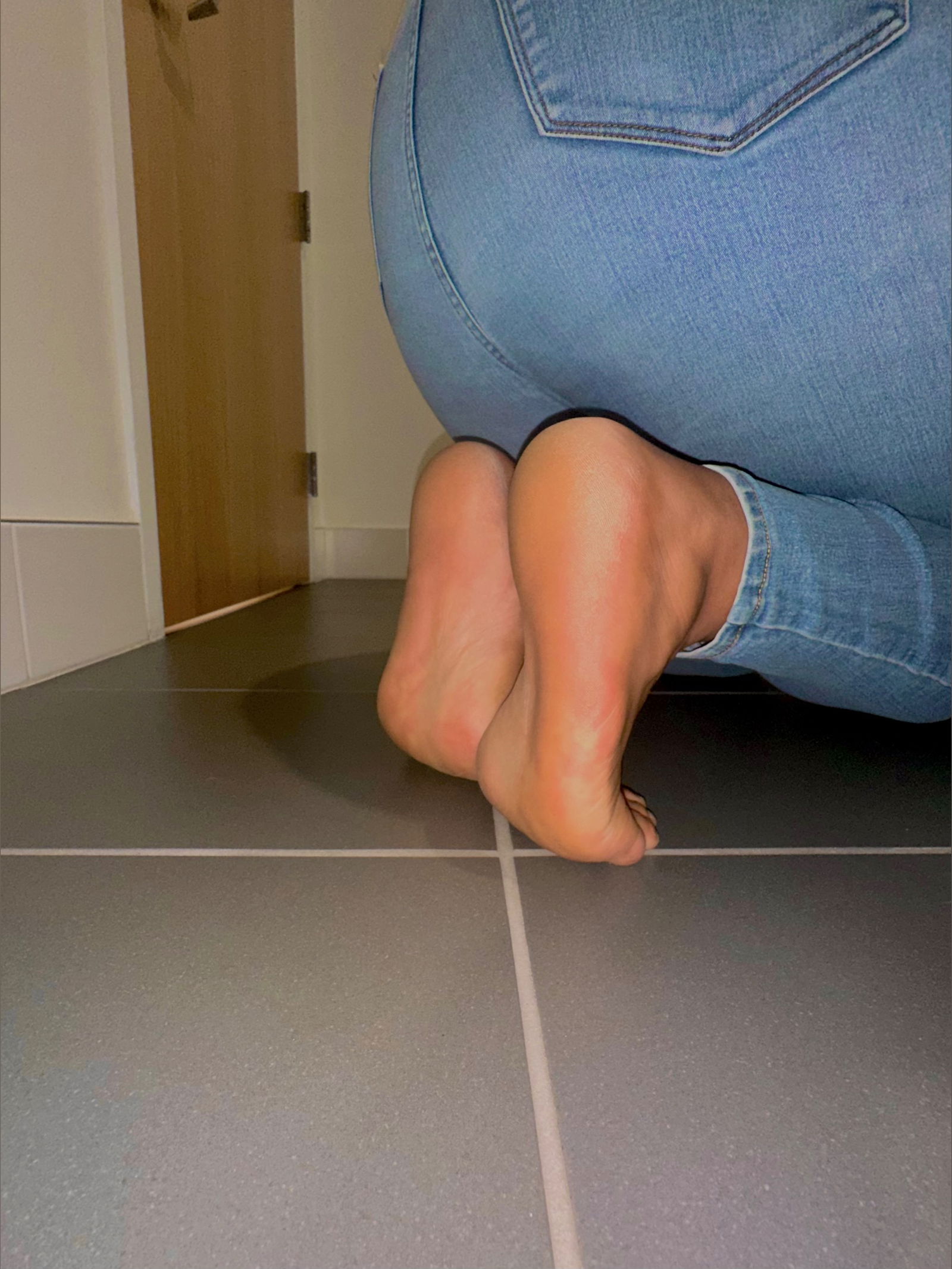 African Caramel Toes photo