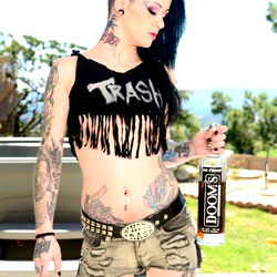 Mallory Maneater photo