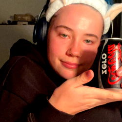 Model Estelle's Stylish Social Media Post