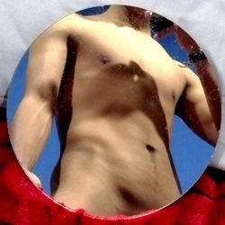 Model Anthorny: Striking a Pose in the Sun