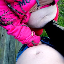 Lucky Red &amp; Lia Ferrera photo