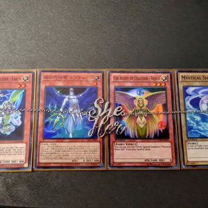 Carrie-Anne Fae photo