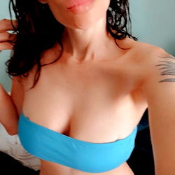 Sienna Mackenzie's Intimate Photoshoot