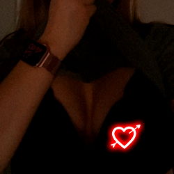 Introducing Danii ❤️ - Model and OnlyFans Influencer