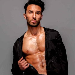 Alek Sandar - OnlyFans Model