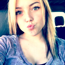 Morgan's Stylish Selfie