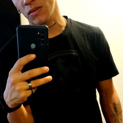 Alexys in a black t-shirt