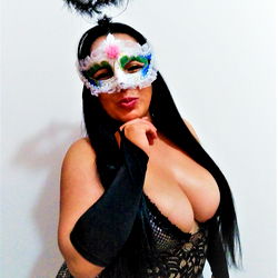 Skarley20: OnlyFans Model in a Vibrant Costume, Exuding Confidence