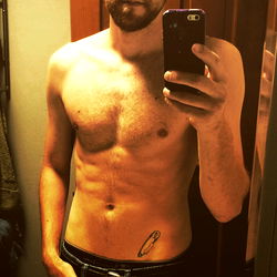 Alaskan87: Onlyfans Model Shirtless Selfie