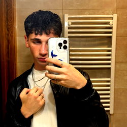 Gianni in the Bathroom