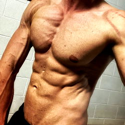 Shredded Physique of Apollobrah on Atlantis