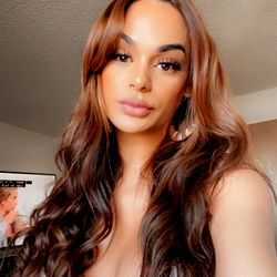 Adrienne Rozay photo