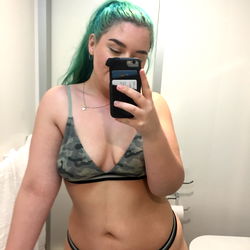 Victoria, Australia-based OnlyFans Model Alex