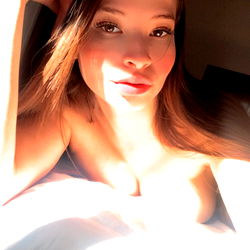 OnlyFans Model Amber Hayes: A Look at Her Unique Style