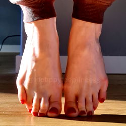 Woman's Feet with Toes